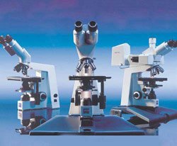 Бинокулярный микроскоп Axiostar (K. ZEISS)